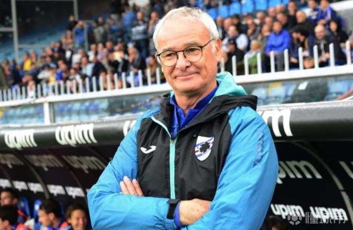  哇唧唧哇一哥一姐 