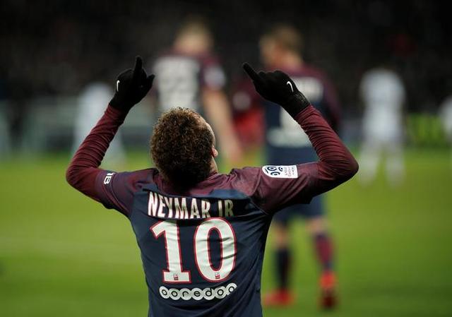 关键战巴黎圣日耳曼回应争议——国王杯节点到来;形势明朗;临场指挥获称赞 关键战巴黎圣日耳曼回应争议——国王杯节点到来;形势明朗;临场指挥获称赞