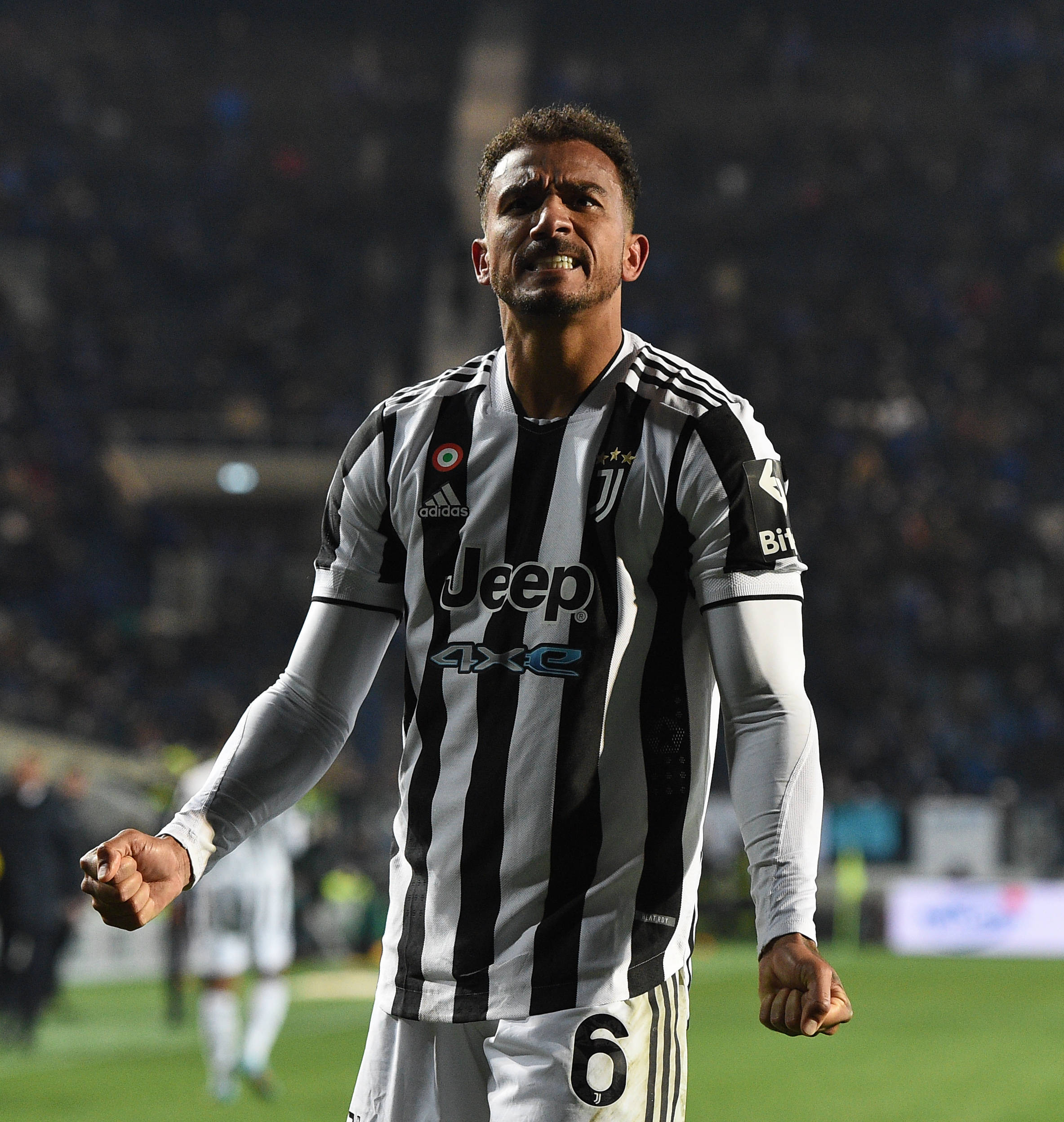 包含今夜意甲焦点战，费城76人遗憾出局，赛场秩序良好，赛程密集仍需轮换的词条