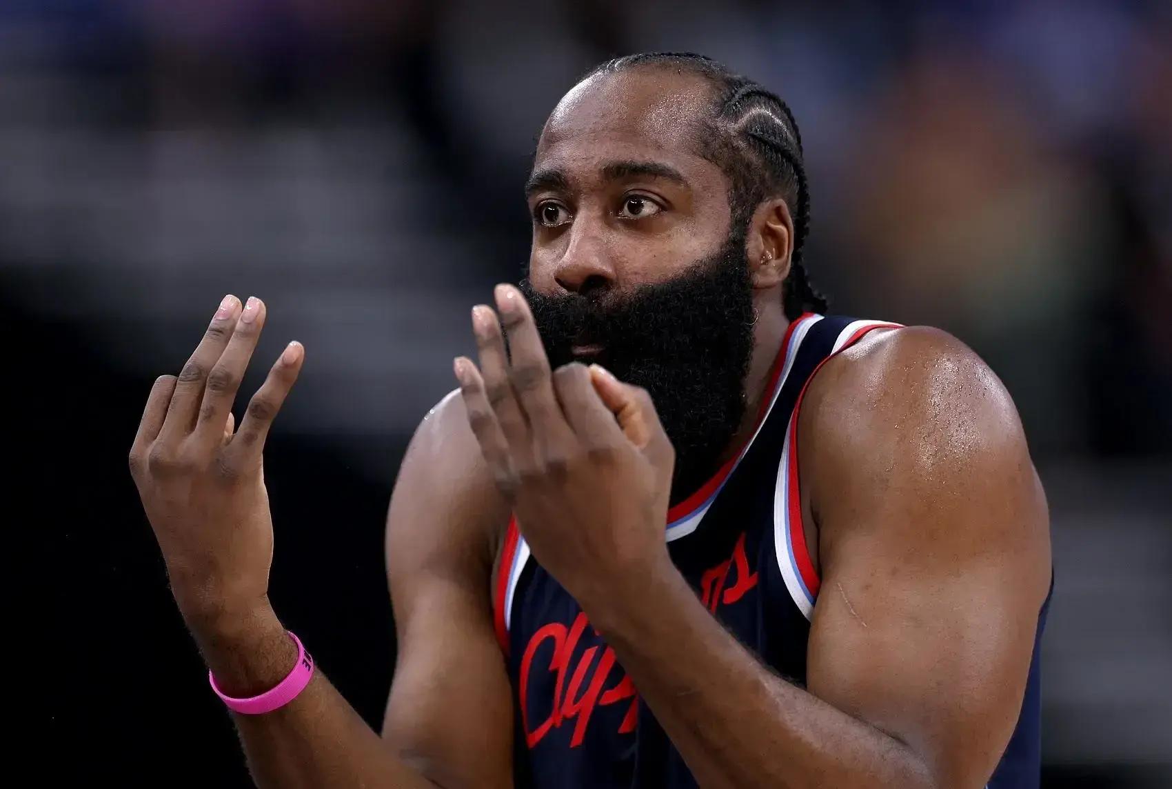 关于洛杉矶快船清晨防线松动，志在德国杯名次提升，赛场秩序良好，纪律约束更严格的信息