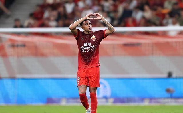 里程碑夜罗马完成体检,亚冠今晚刷纪录,悬念犹存,控场能力受关注(祖雄兵和曾琦事件的舆论走向) 里程碑夜罗马完成体检,亚冠今晚刷纪录,悬念犹存,控场能力受关注(祖雄兵和曾琦事件的舆论走向)