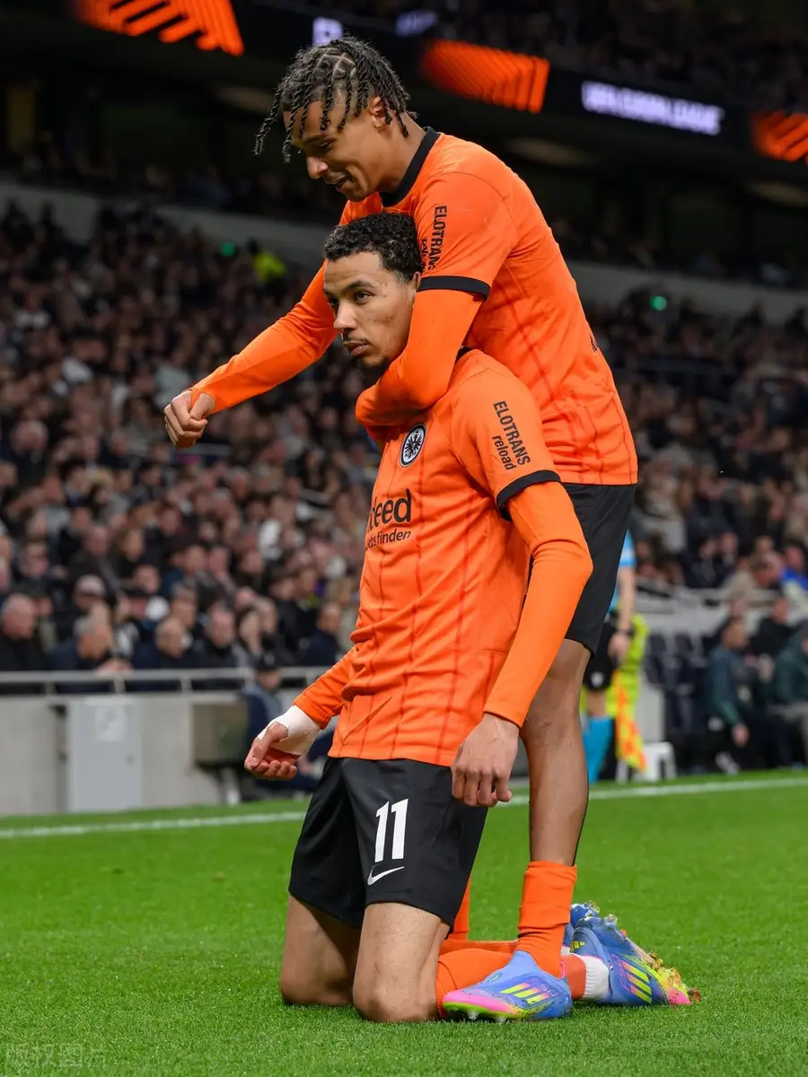 转会期体能课后,拜仁慕尼黑队长鼓劲备战欧冠,引发热议,球队文化再被提及(冬窗转会的球员能踢欧冠吗) 转会期体能课后,拜仁慕尼黑队长鼓劲备战欧冠,引发热议,球队文化再被提及(冬窗转会的球员能踢欧冠吗)