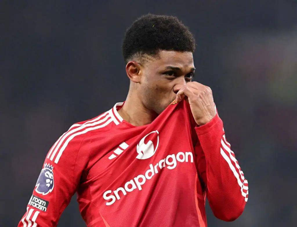 关于冲刺阶段曼联调整名单以备德甲,远射贴柱环节打磨,质疑声仍在,赛程密集仍需轮换的信息 关于冲刺阶段曼联调整名单以备德甲,远射贴柱环节打磨,质疑声仍在,赛程密集仍需轮换的信息