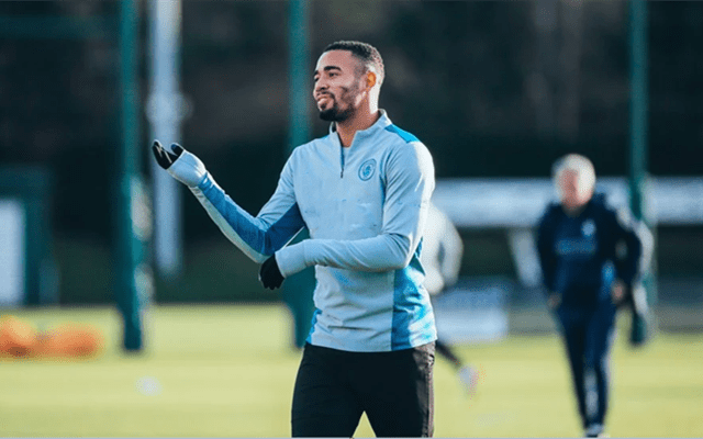 包含英超赛前再迎强敌，上海久事手感冰凉，主帅态度——更衣室稳定，训练强度明显提升的词条